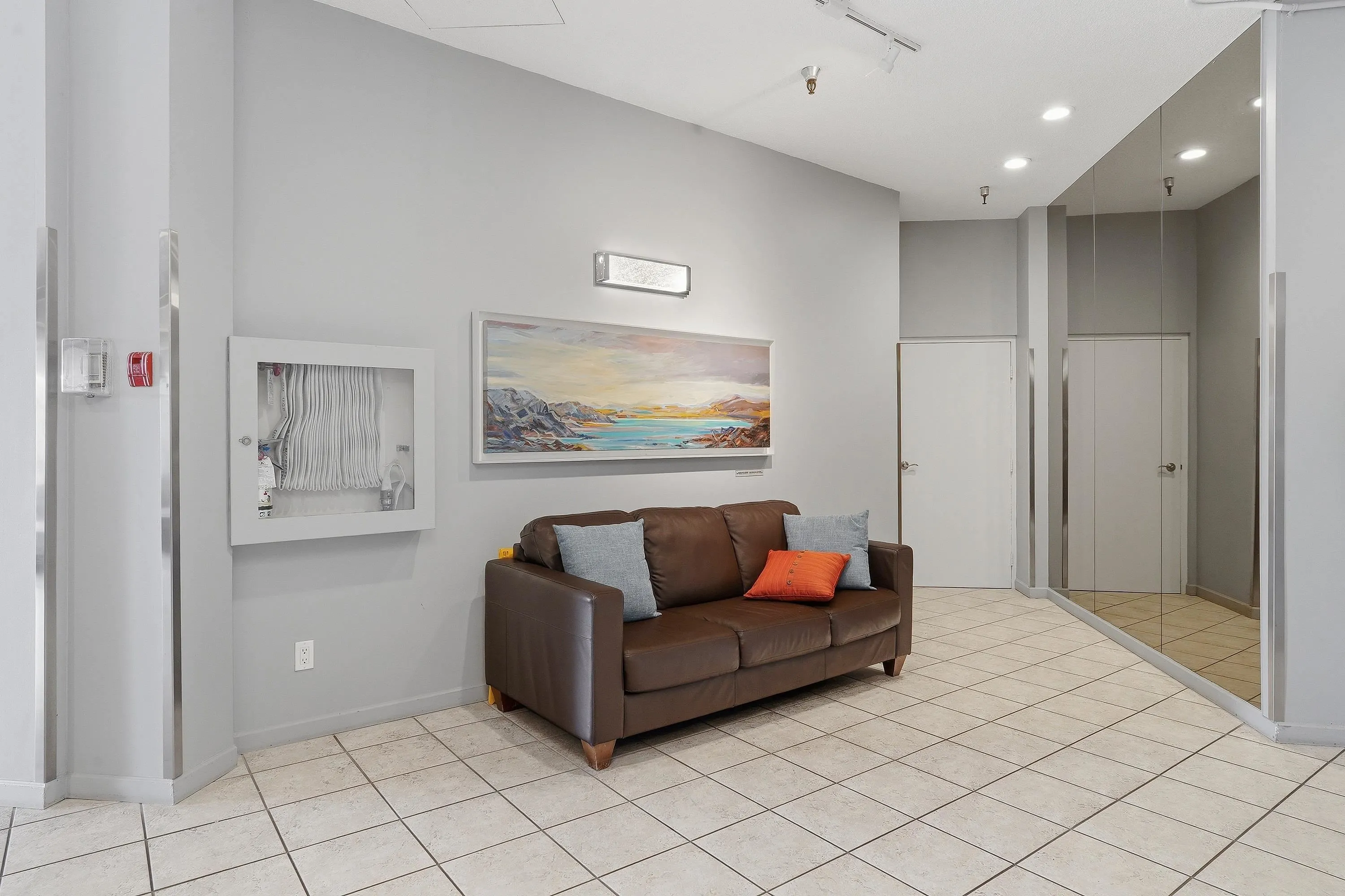 1480 Foster Street #303