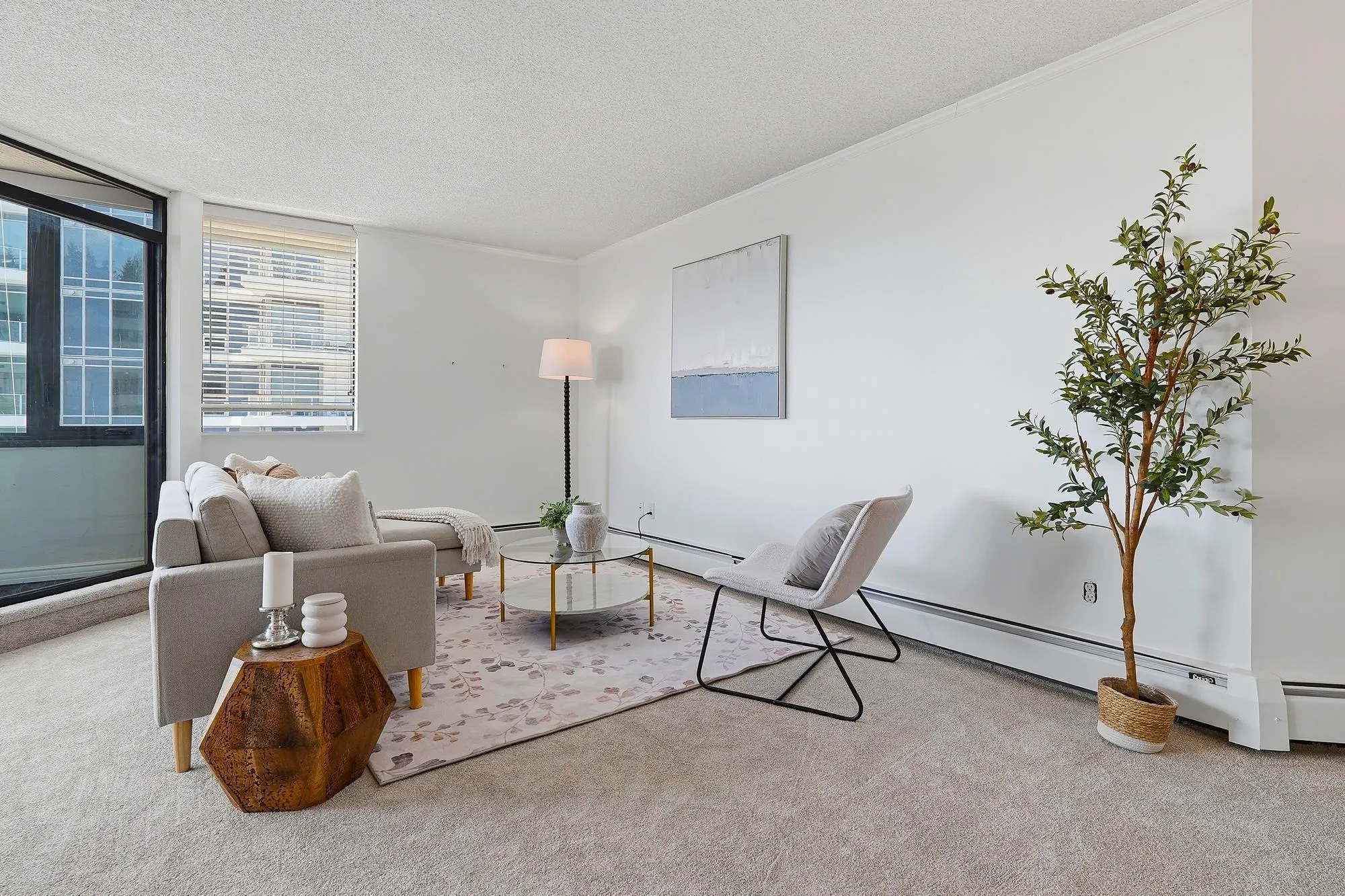 1480 Foster Street #303