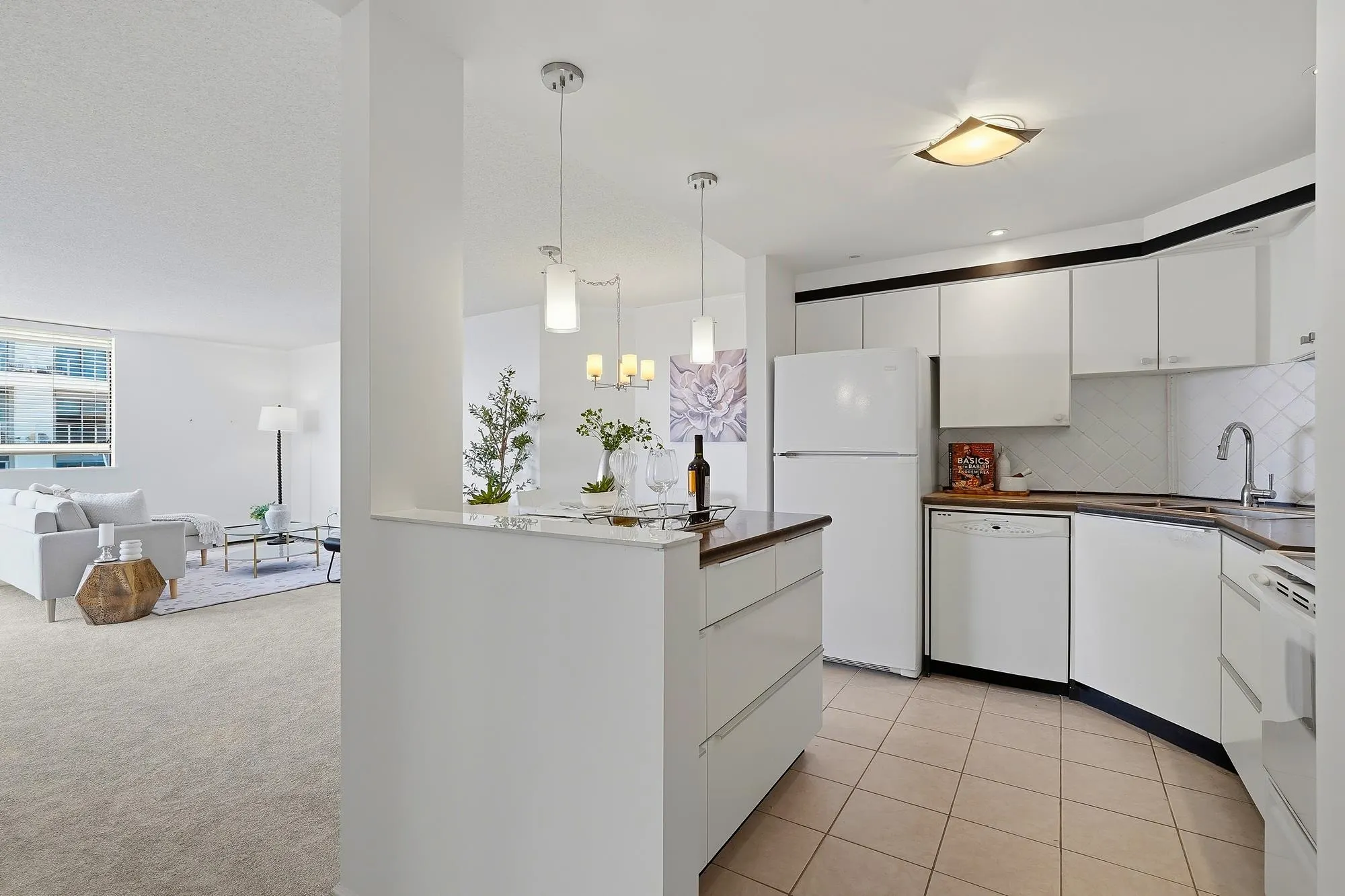 1480 Foster Street #303