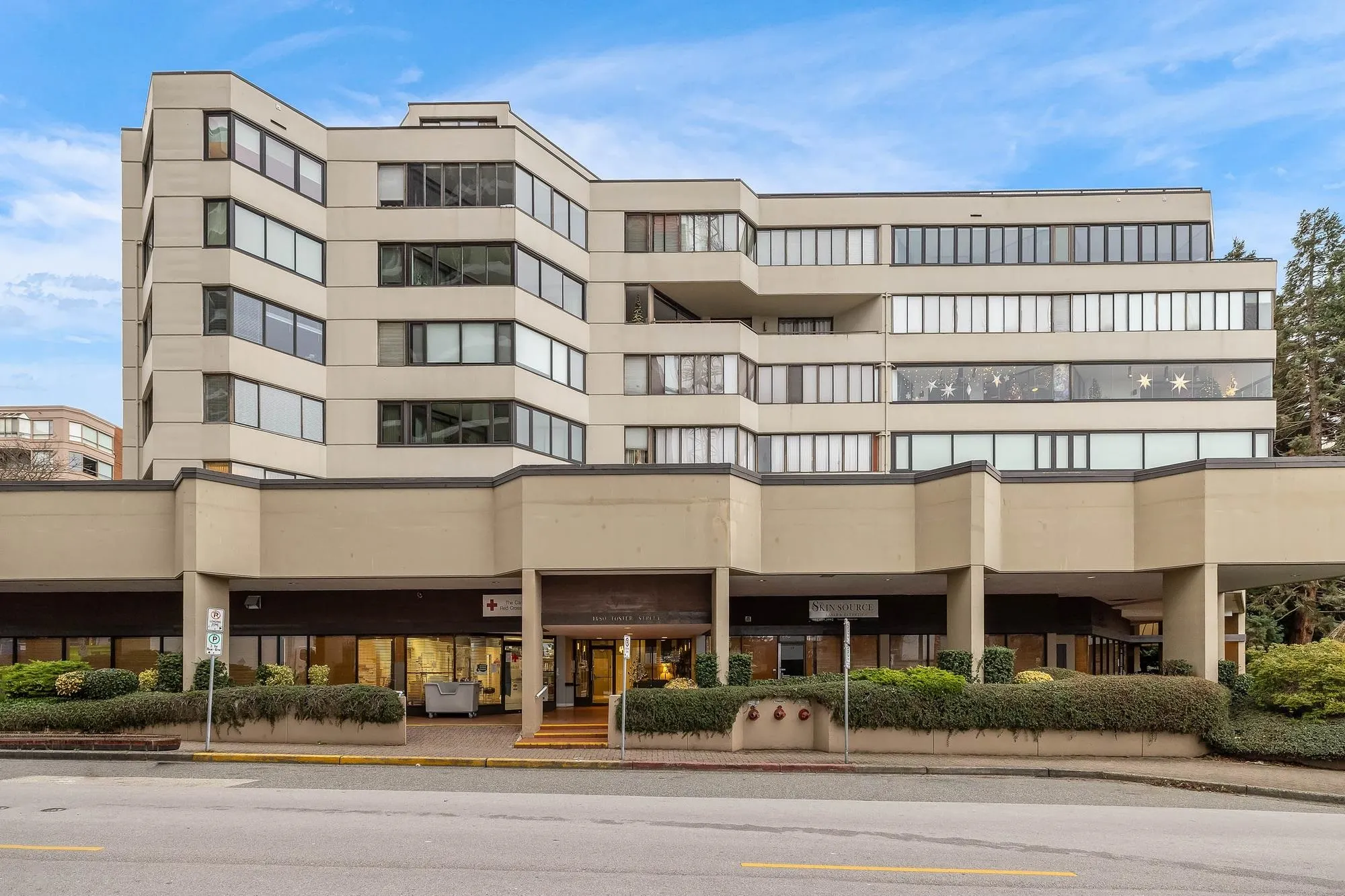 1480 Foster Street #303