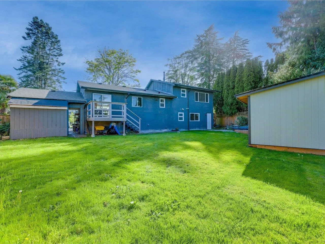 5153 Cliff Drive
