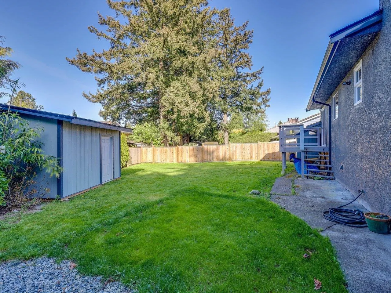 5153 Cliff Drive