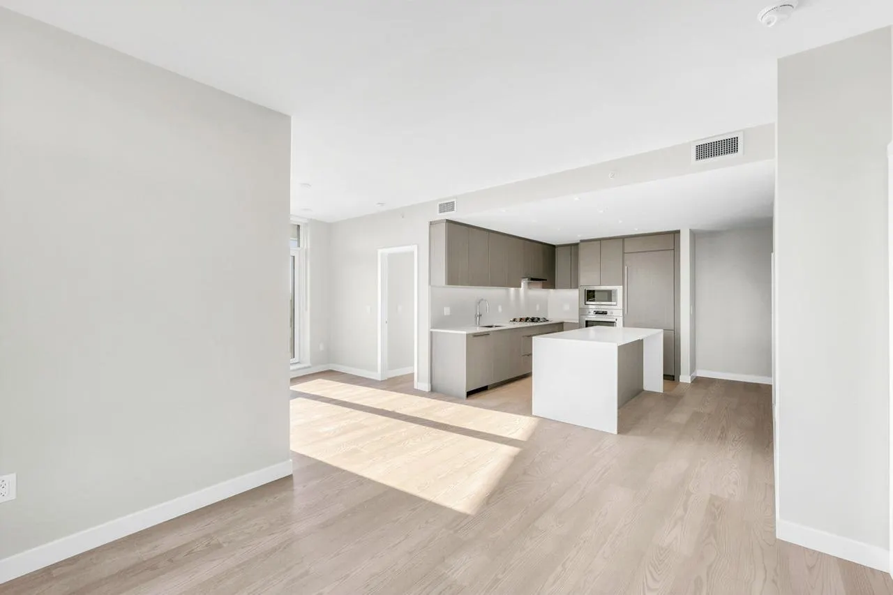 6138 Birney Avenue #802