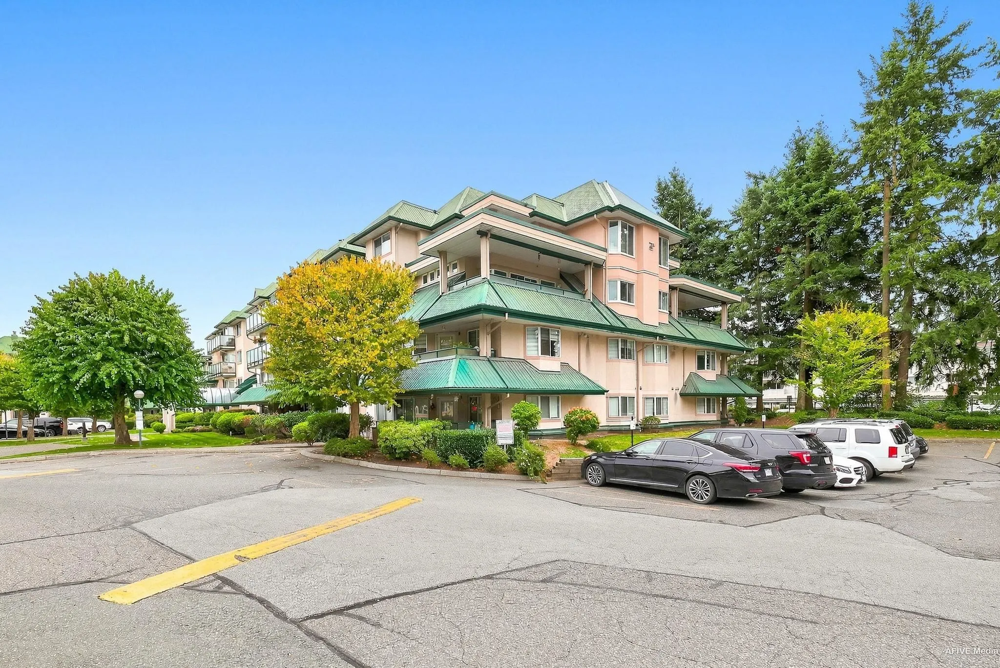 2958 Trethewey Street #105