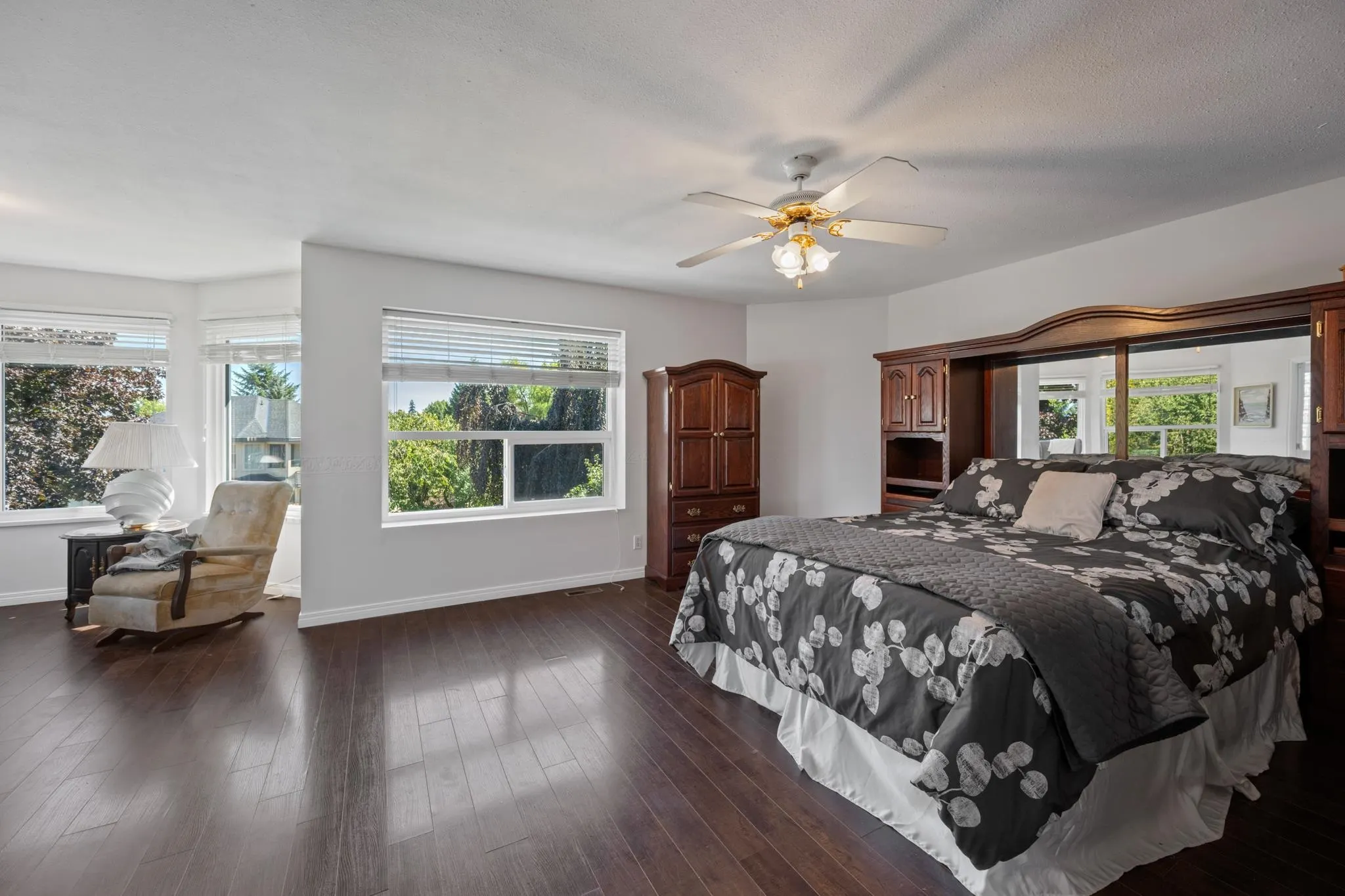 16614 Cherryhill Crescent