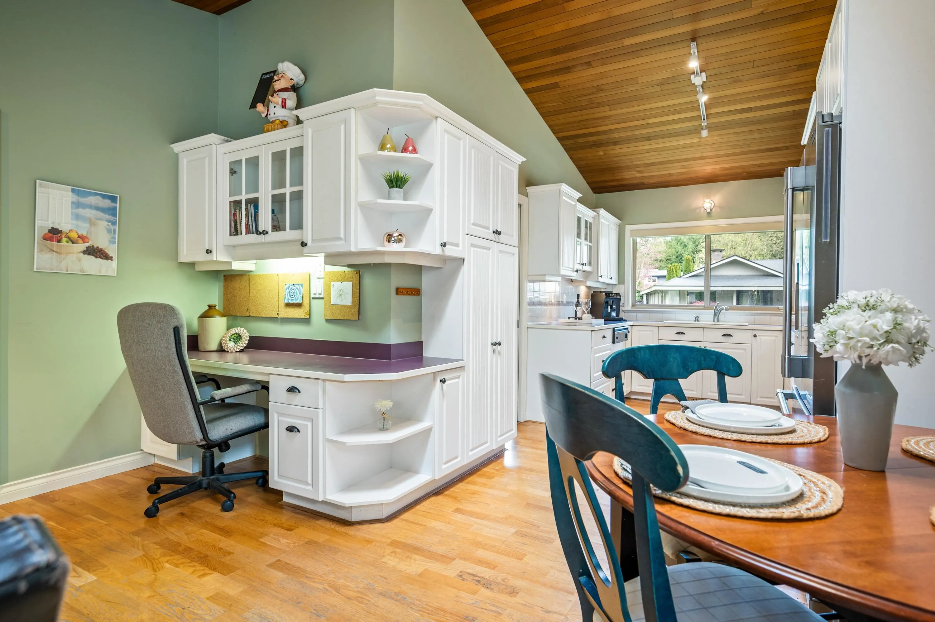 11390 Northview Crescent