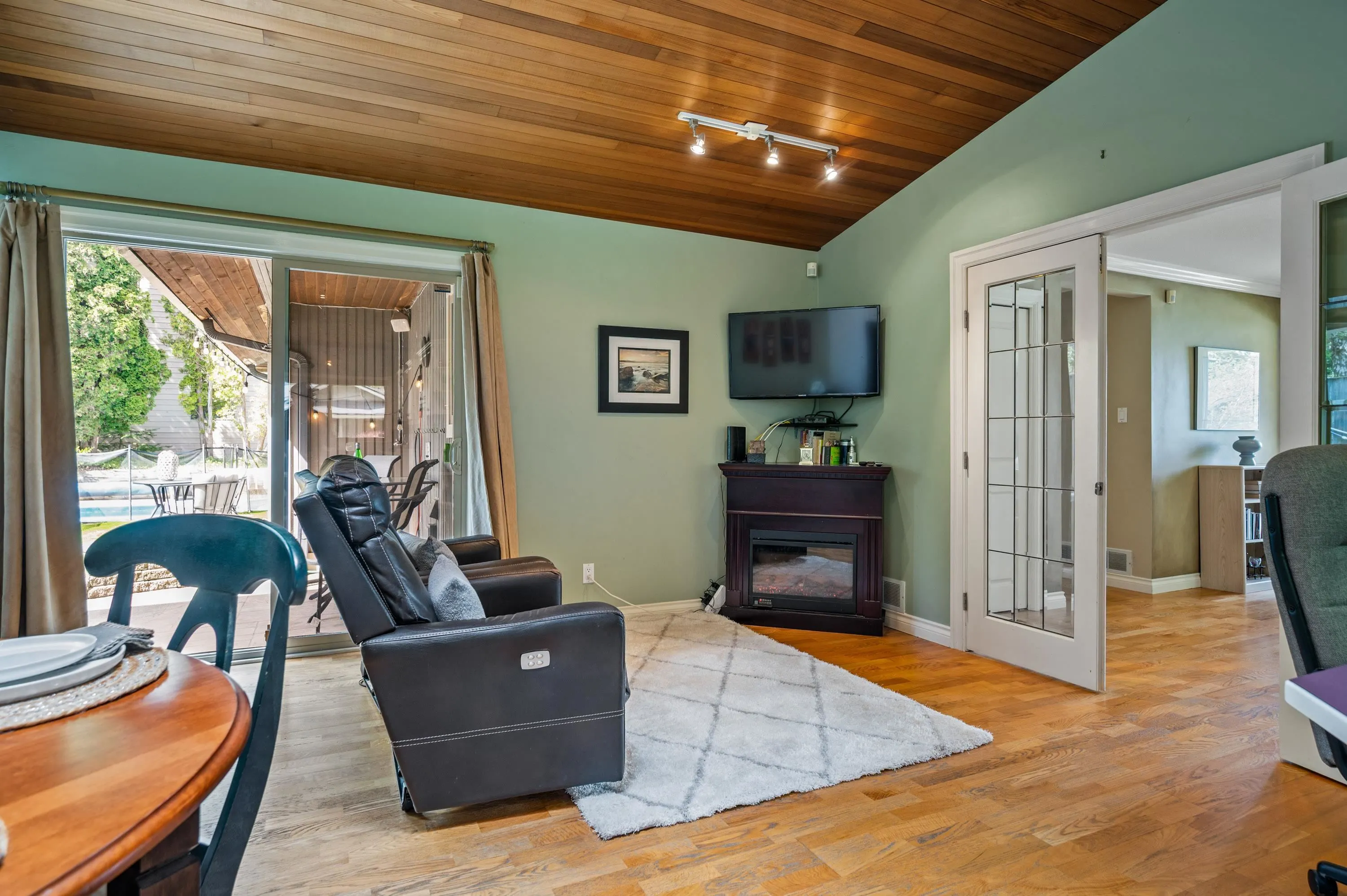 11390 Northview Crescent