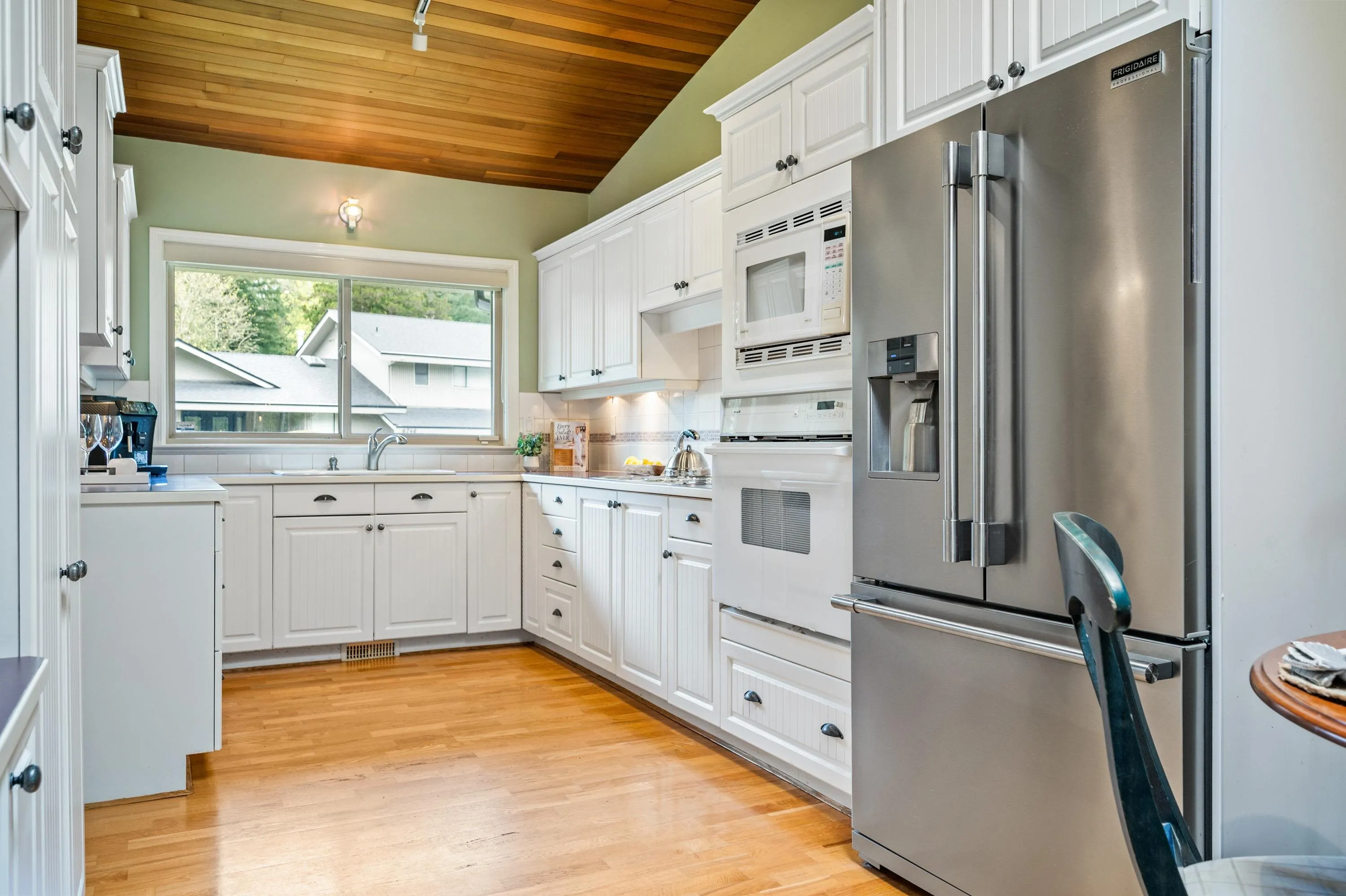 11390 Northview Crescent