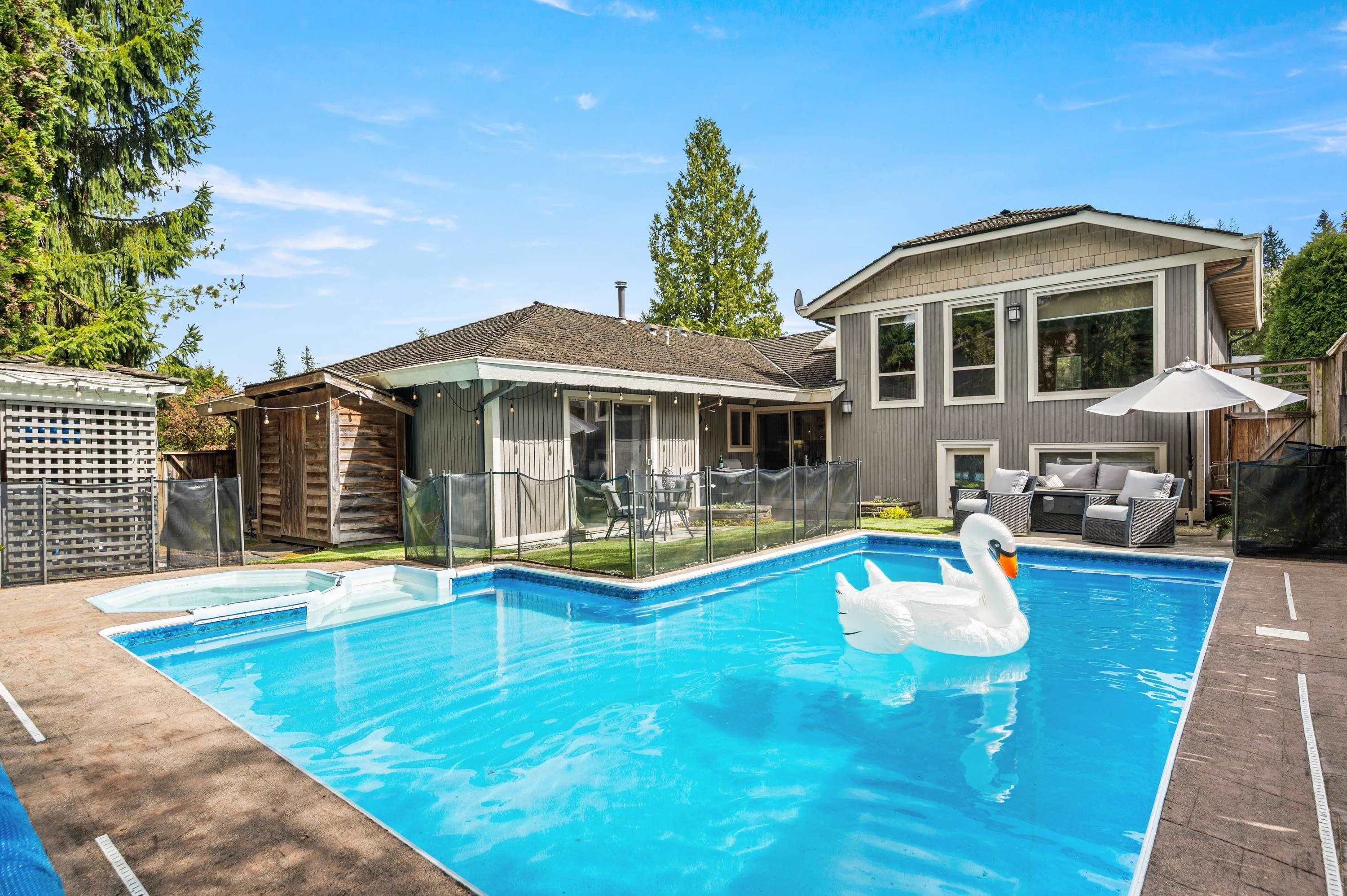 11390 Northview Crescent