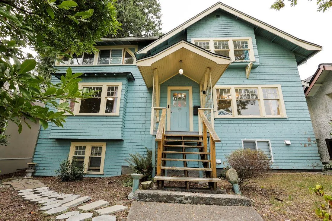 3874 W 13th Avenue