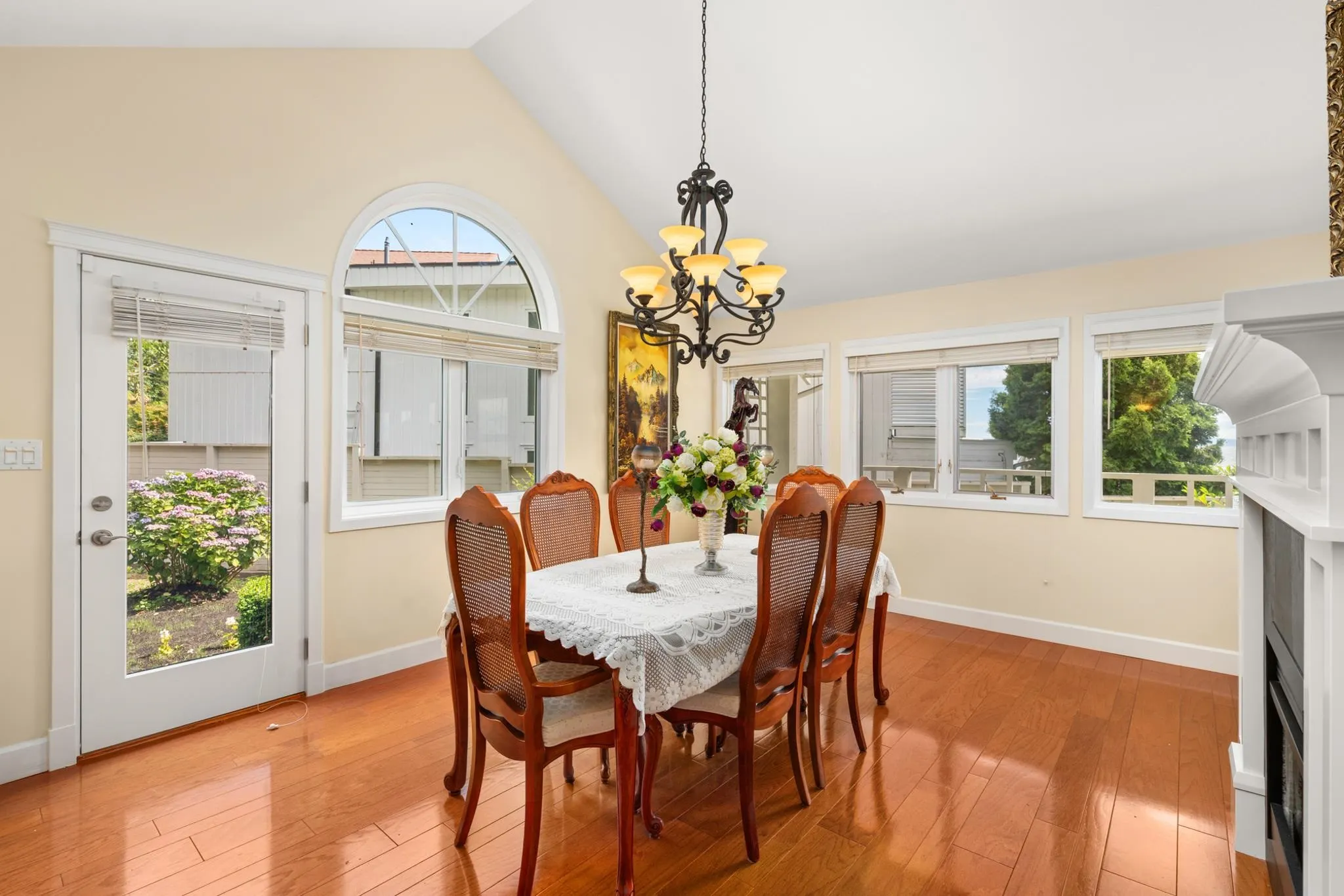 882 Tsawwassen Beach Road