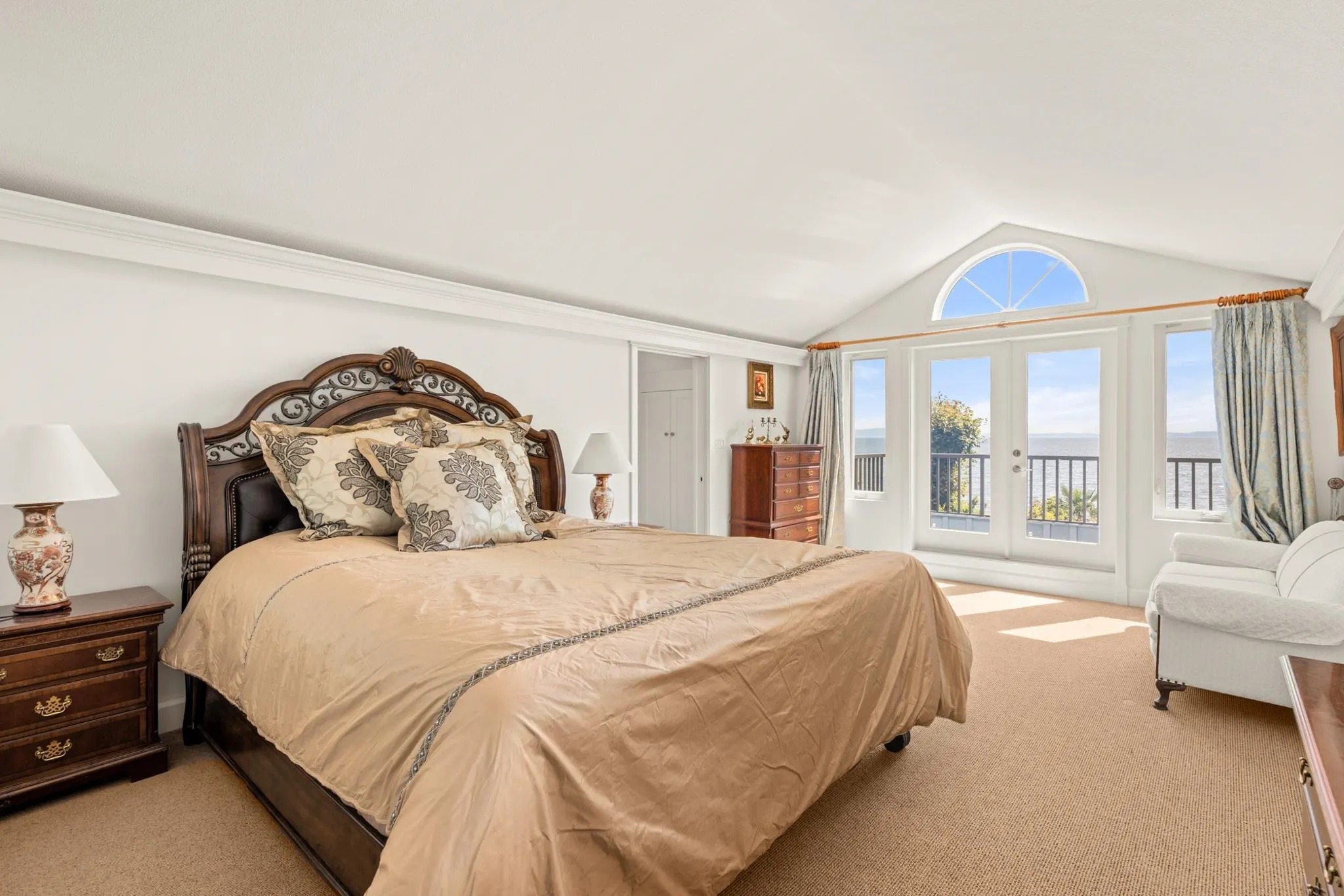 882 Tsawwassen Beach Road