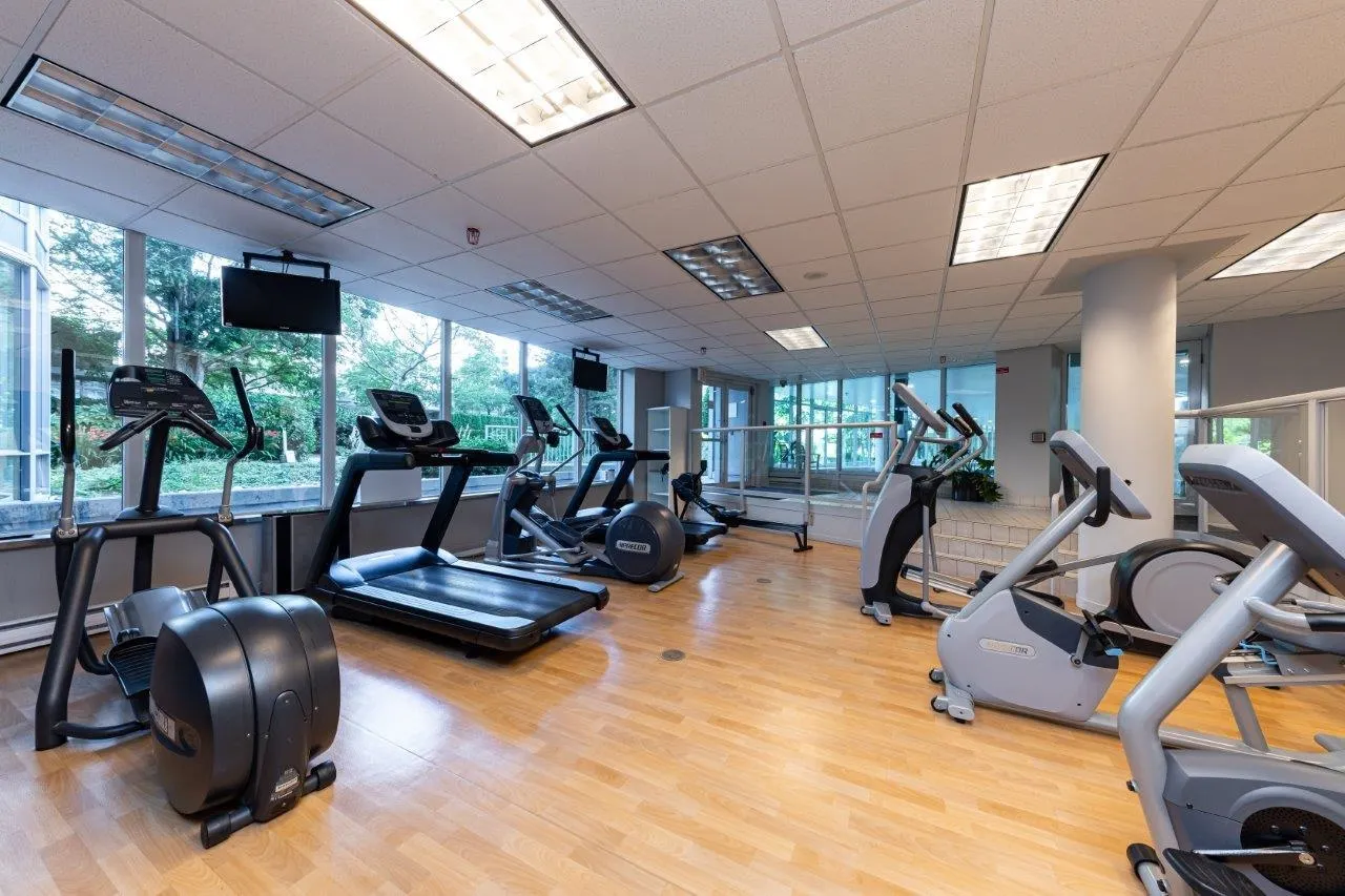1033 Marinaside Crescent #2905