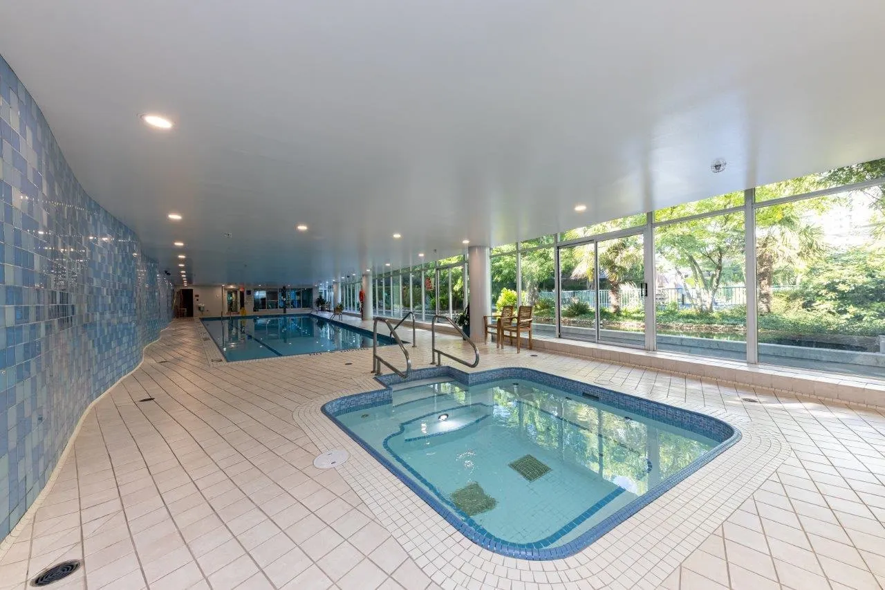 1033 Marinaside Crescent #2905