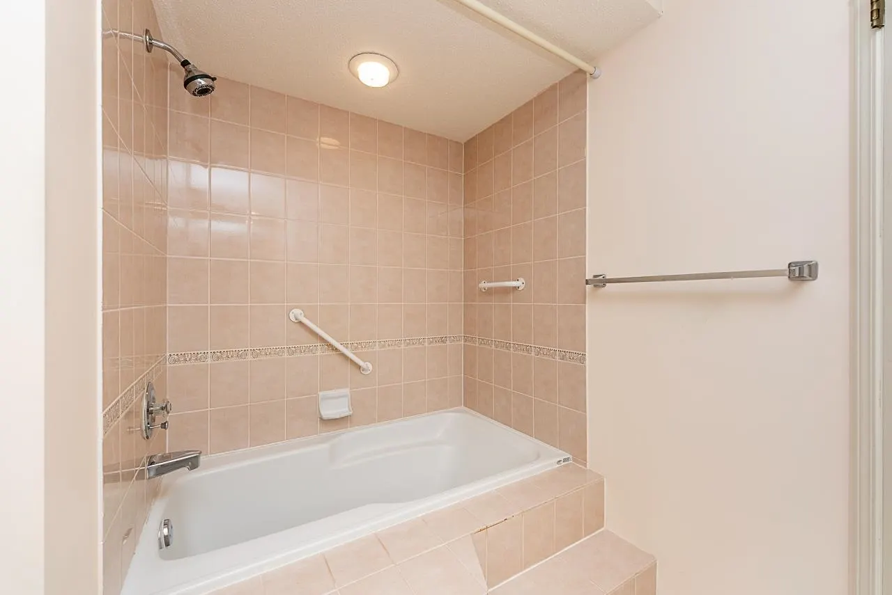 3690 Banff Court #208