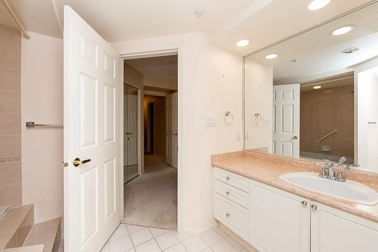 3690 Banff Court #208