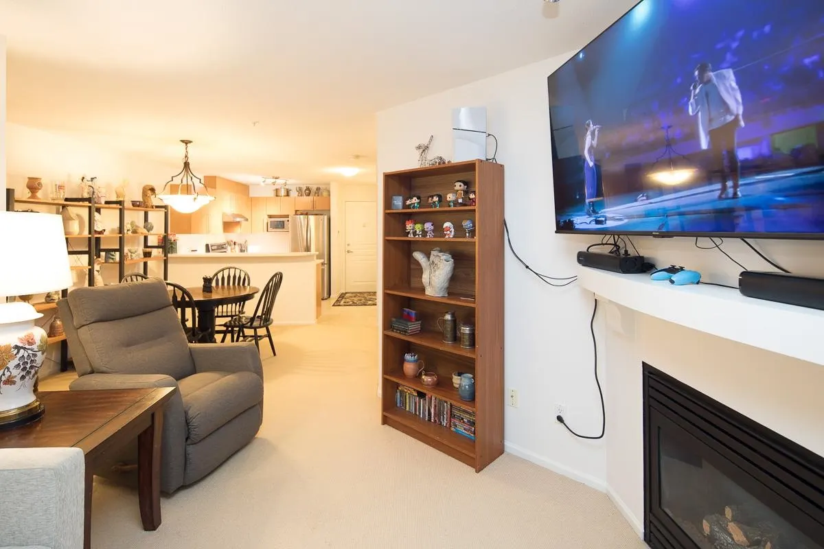 1100 E 29th Street #263