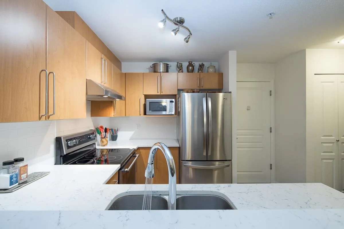 1100 E 29th Street #263