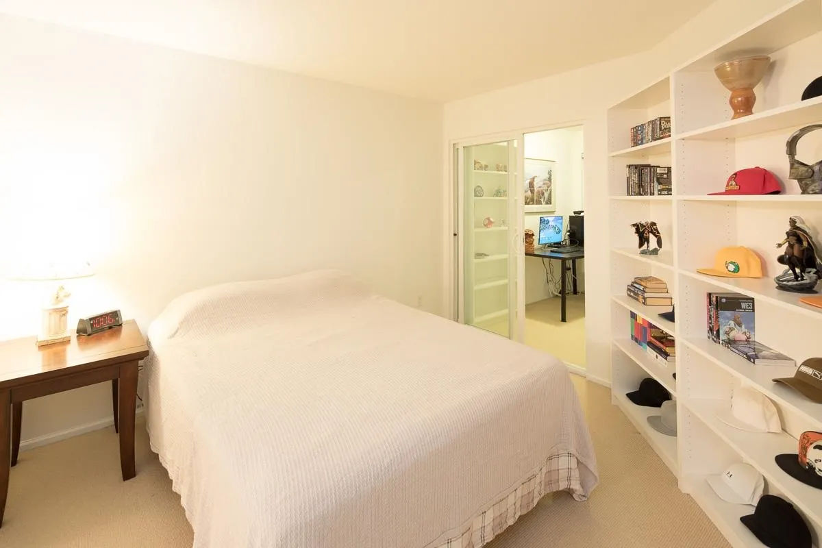 1100 E 29th Street #263
