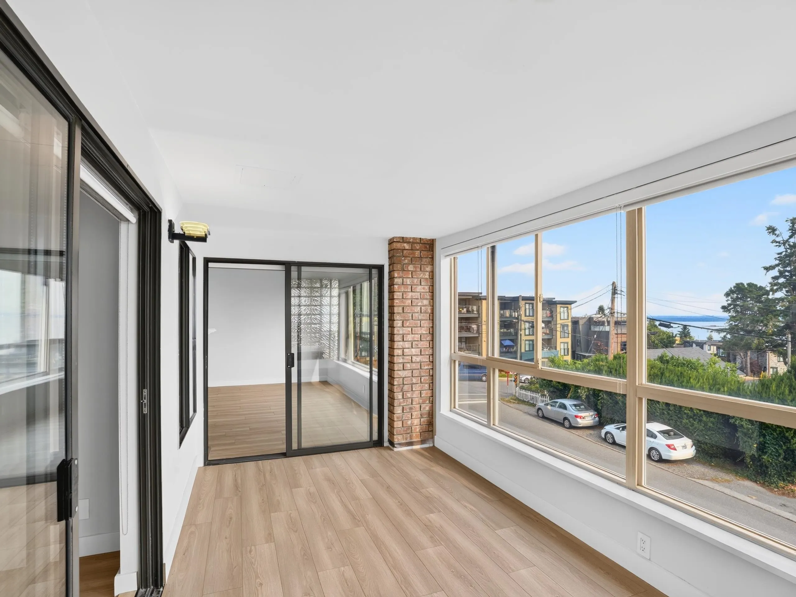 15176 Buena Vista Avenue #204