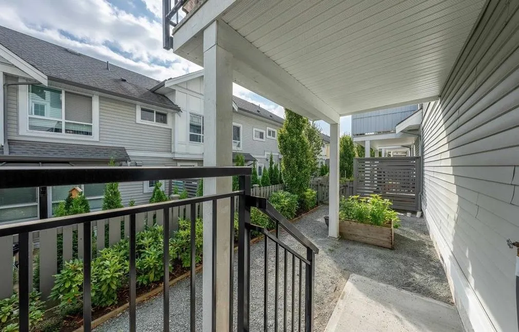 9688 162a Street #114