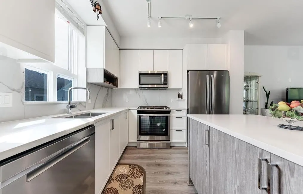 9688 162a Street #114