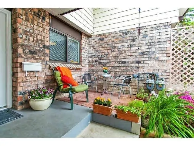 7486 138 Street #165