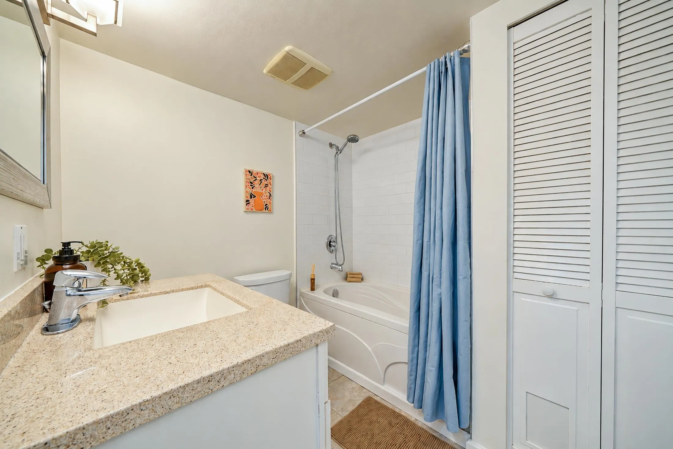 9541 Erickson Drive #905