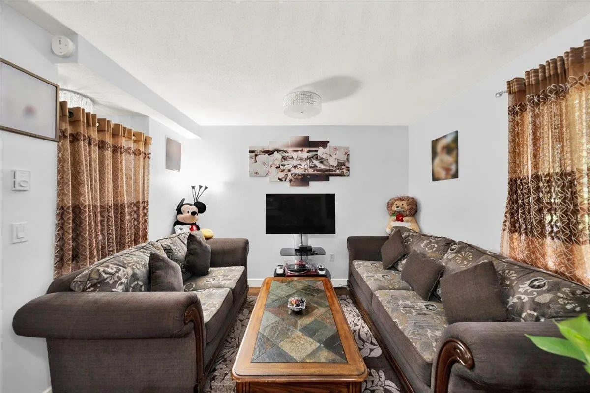 16233 83 Avenue #18