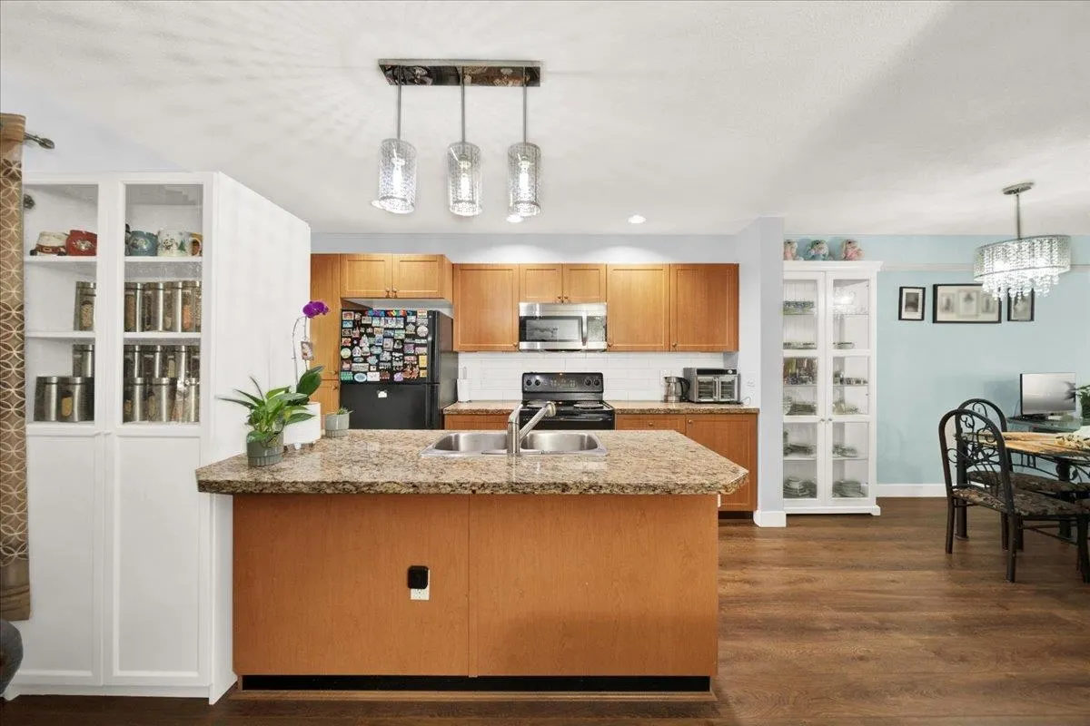 16233 83 Avenue #18