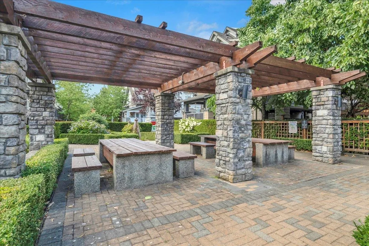 16233 83 Avenue #18