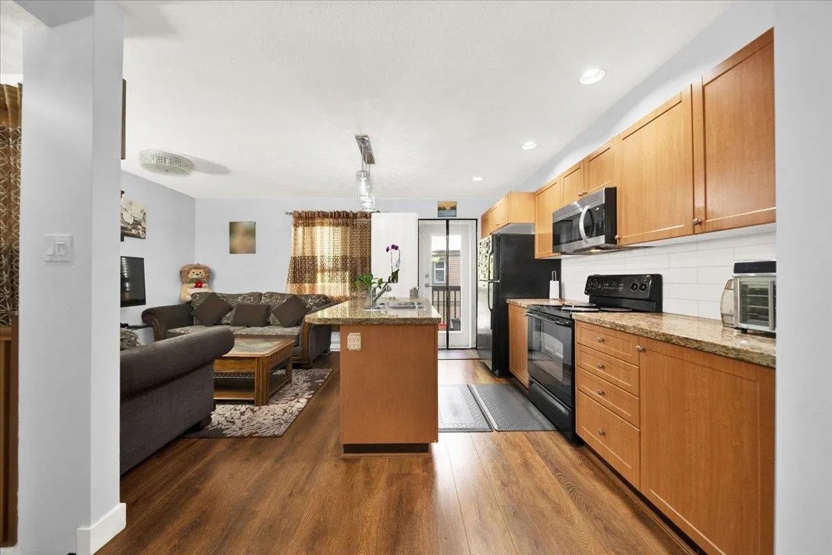 16233 83 Avenue #18