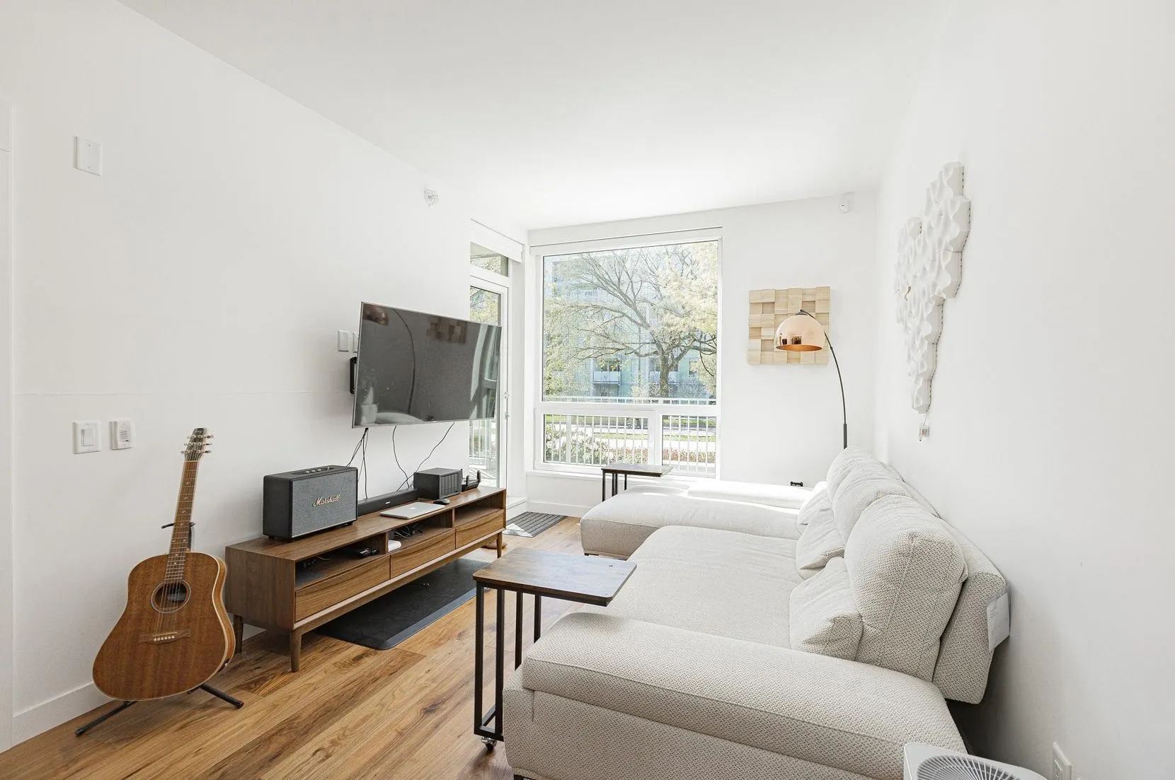 5058 Cambie Street #108