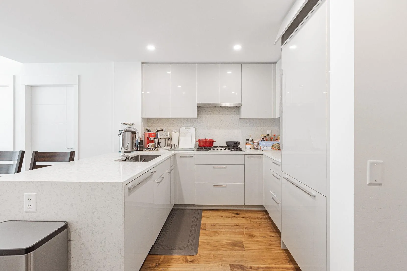 5058 Cambie Street #108