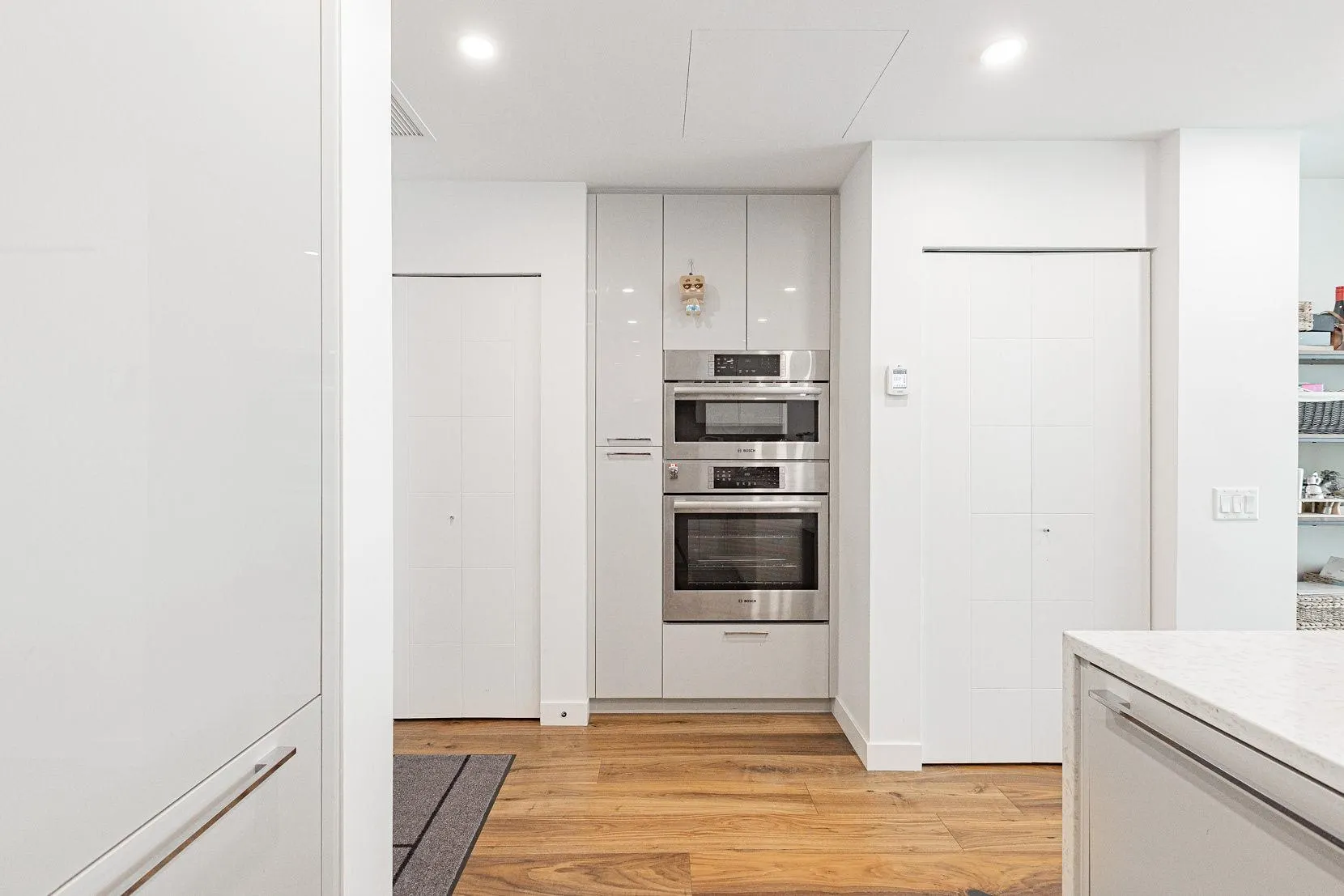 5058 Cambie Street #108