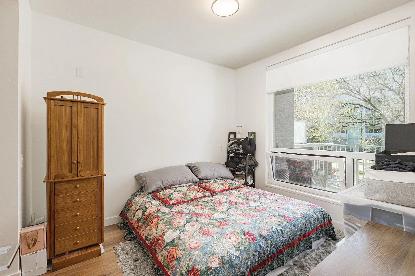 5058 Cambie Street #108