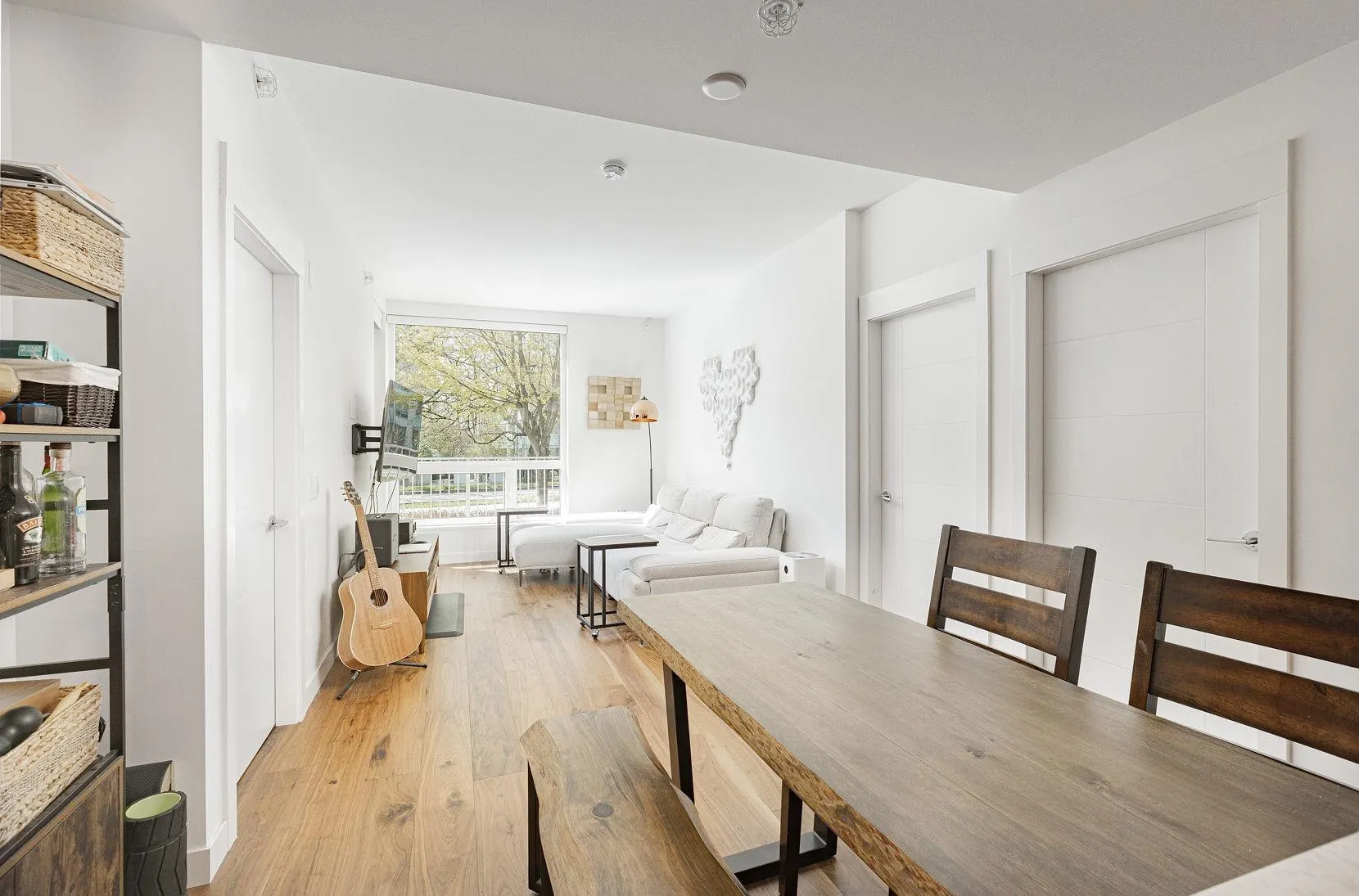 5058 Cambie Street #108