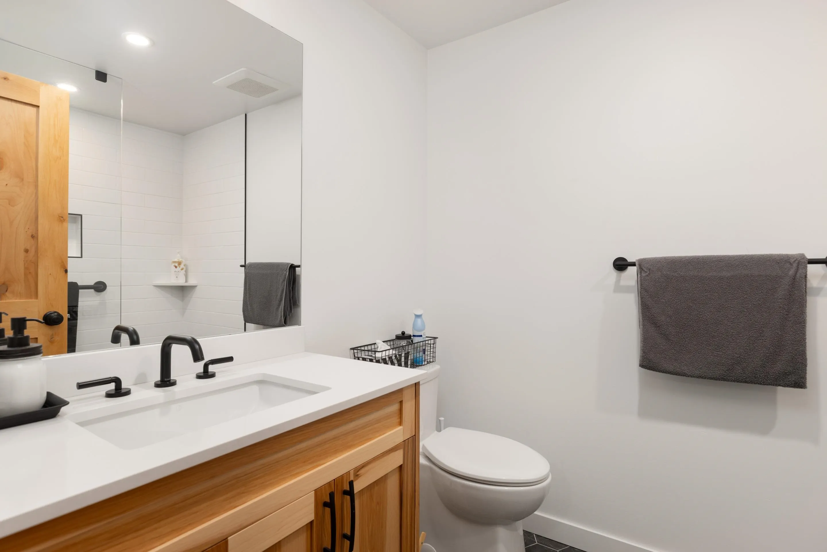 2200 Eva Lake Road #5