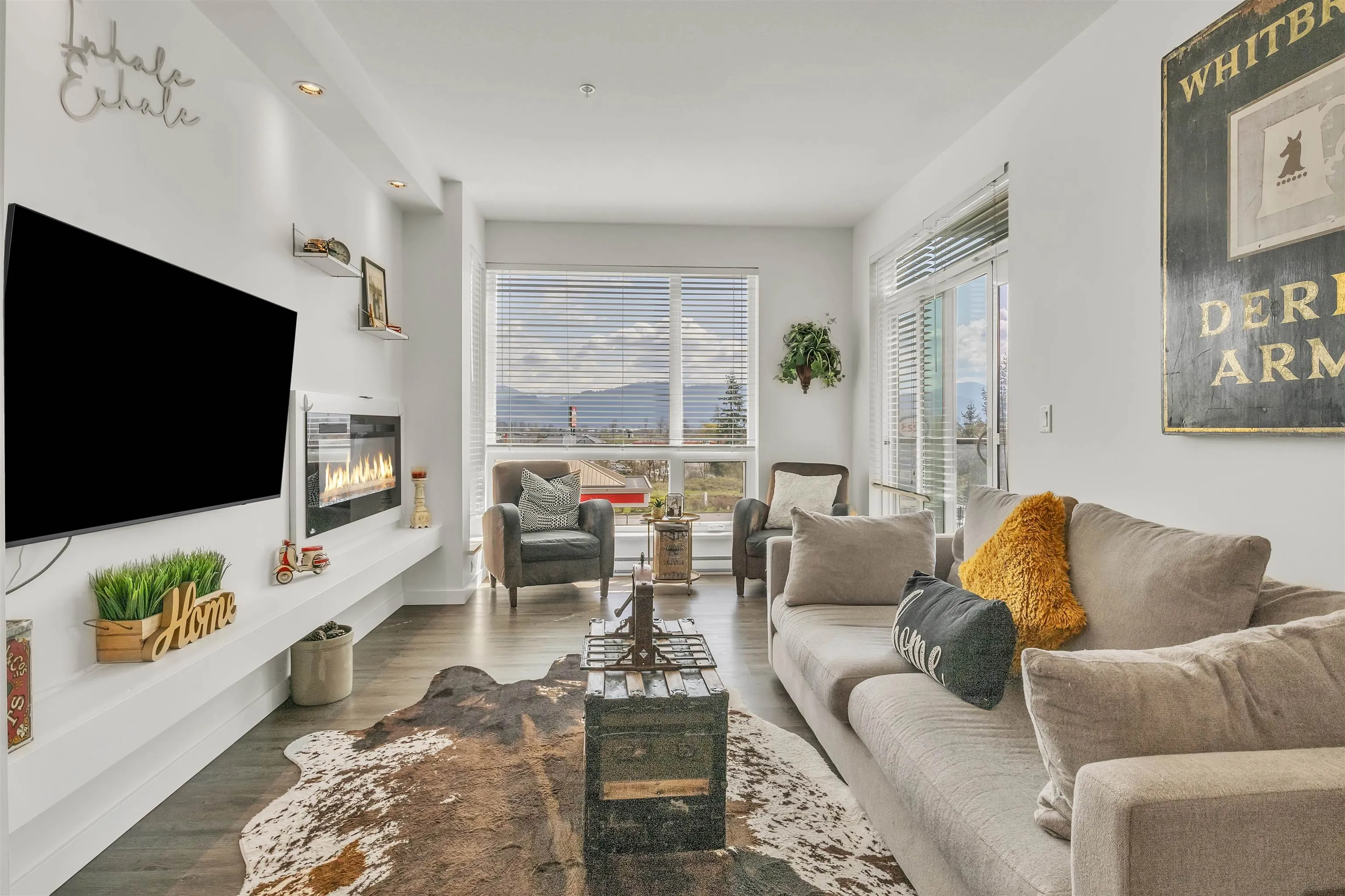 2242 Whatcom Road #115