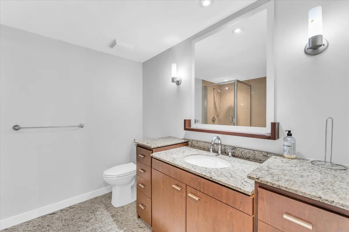 583 Beach Crescent #705