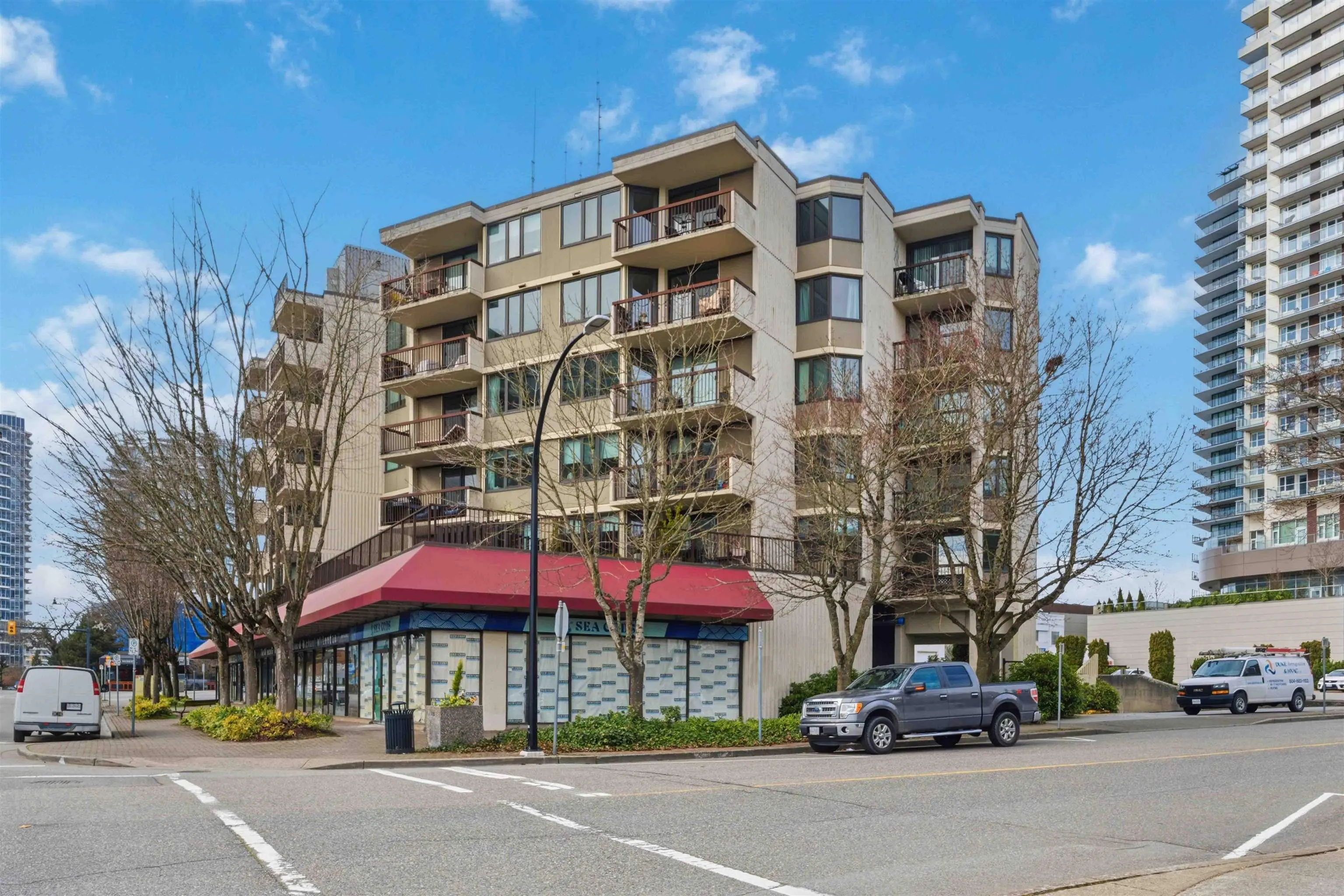 1521 George Street #305
