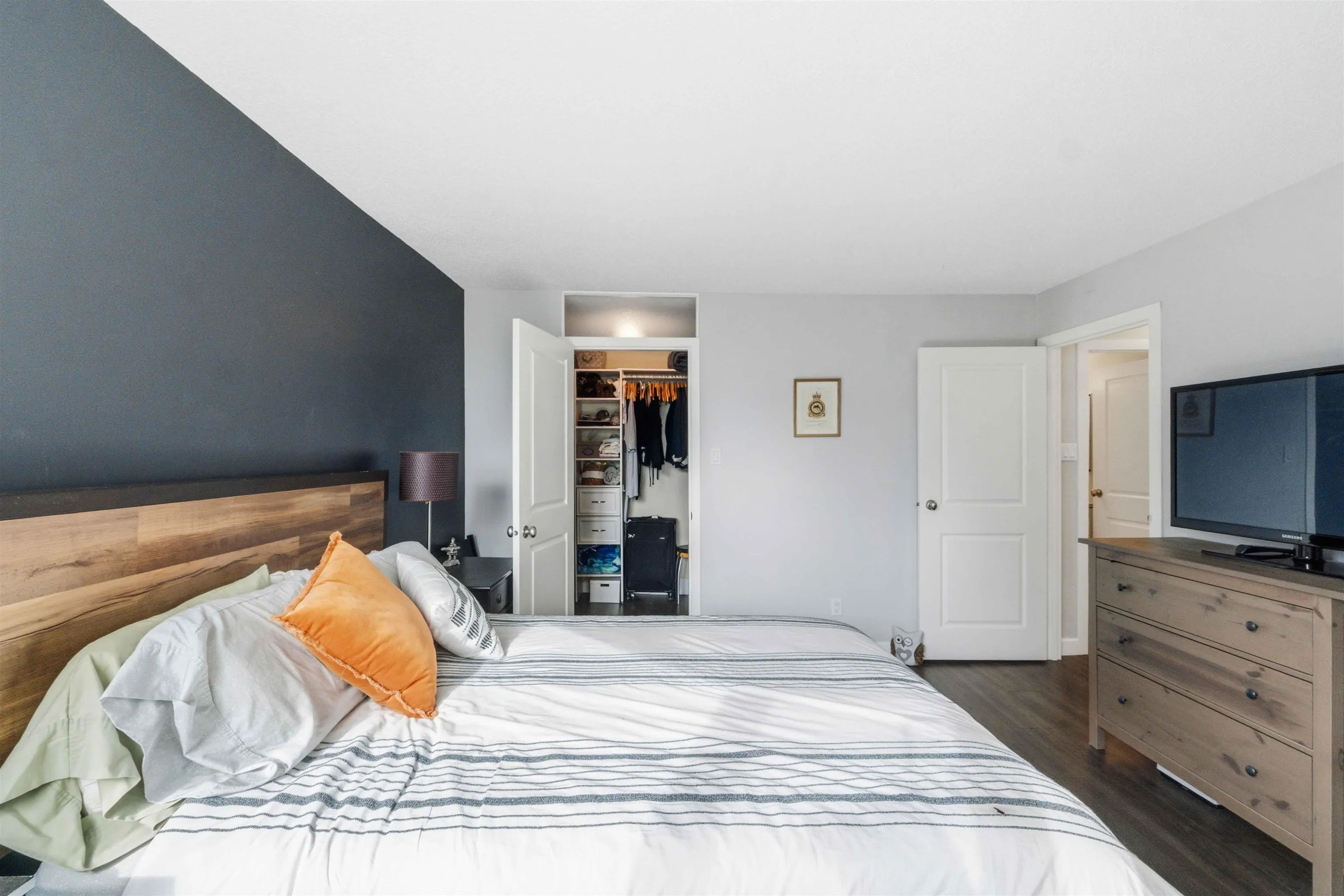 1521 George Street #305