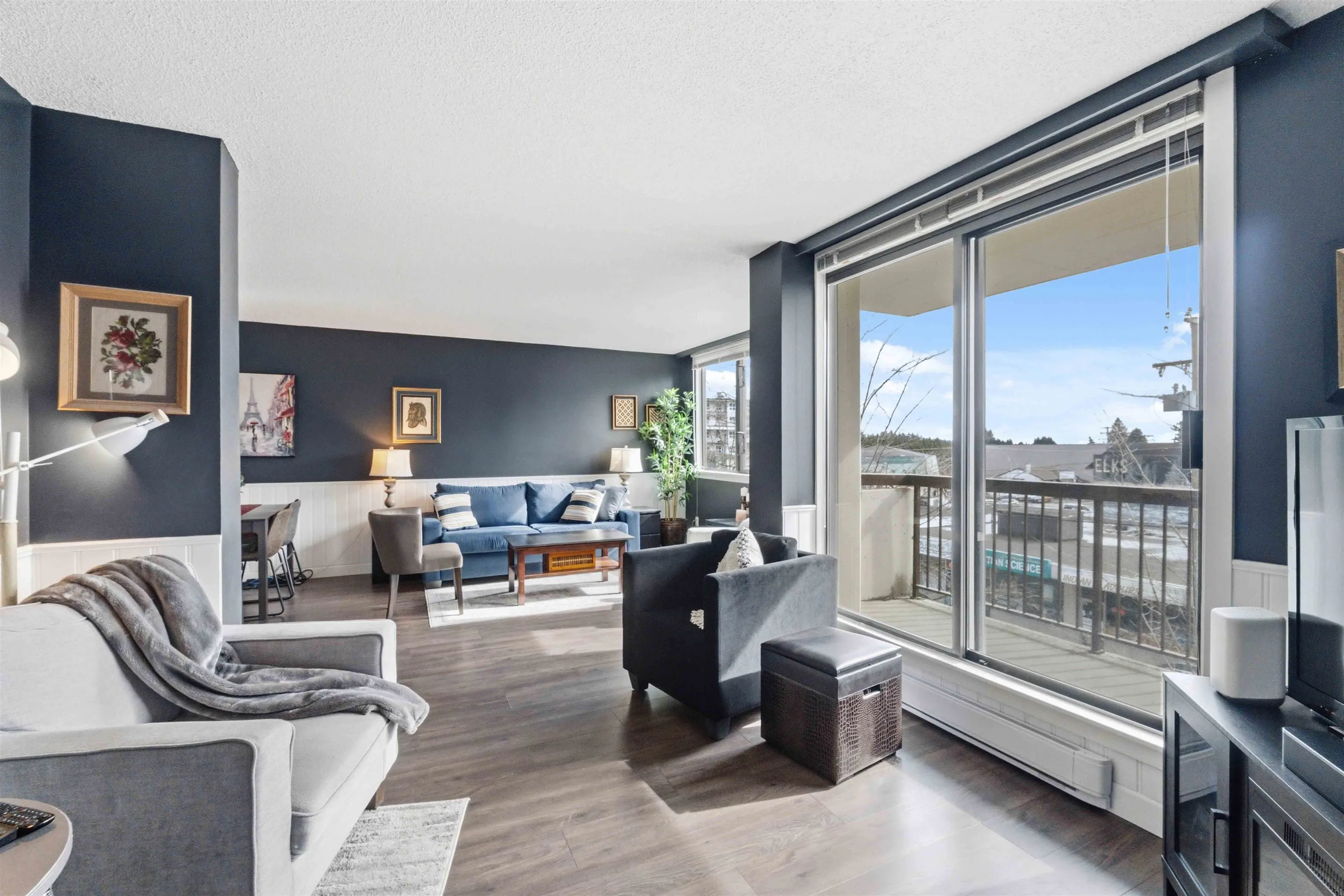 1521 George Street #305