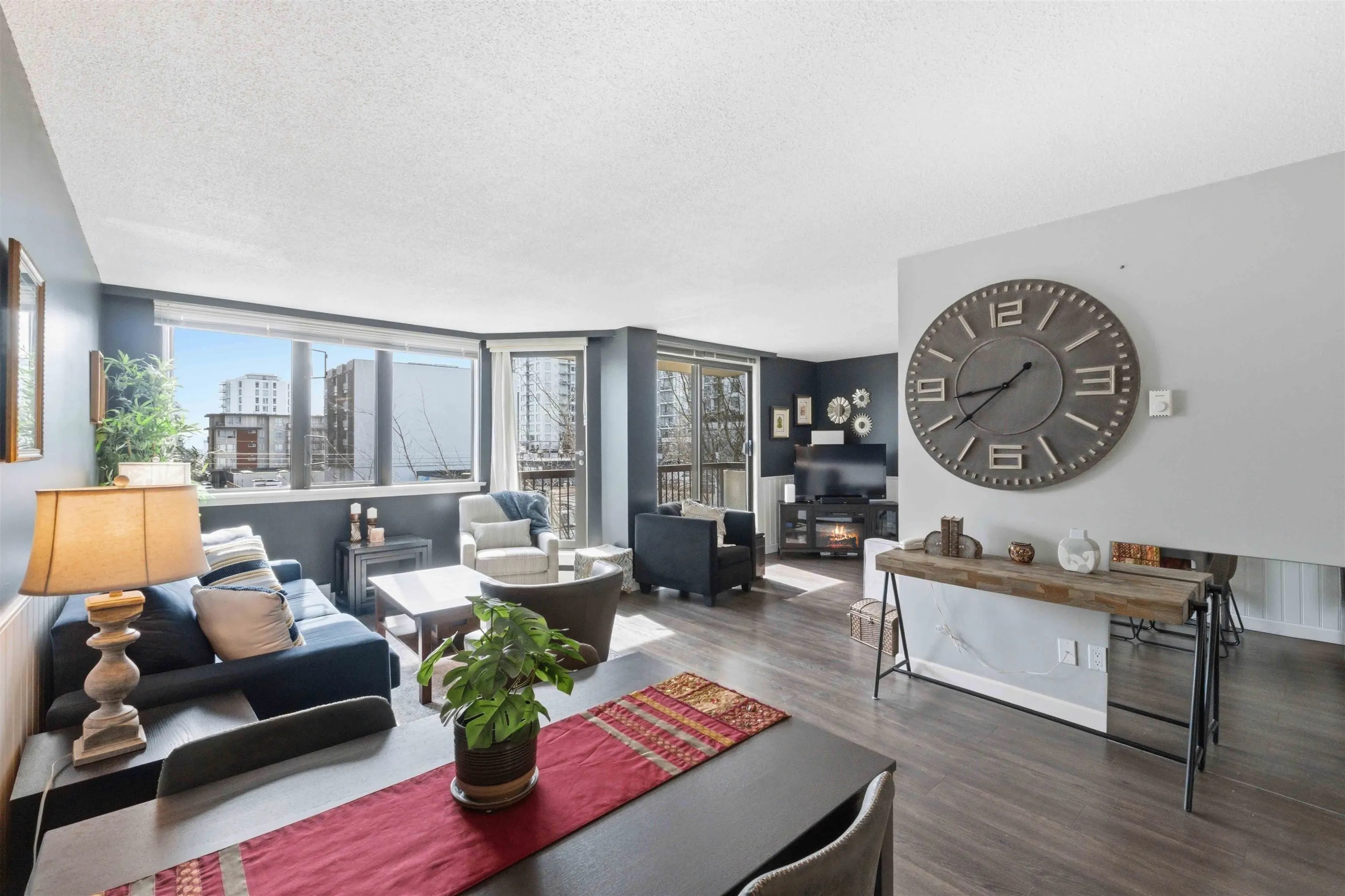 1521 George Street #305