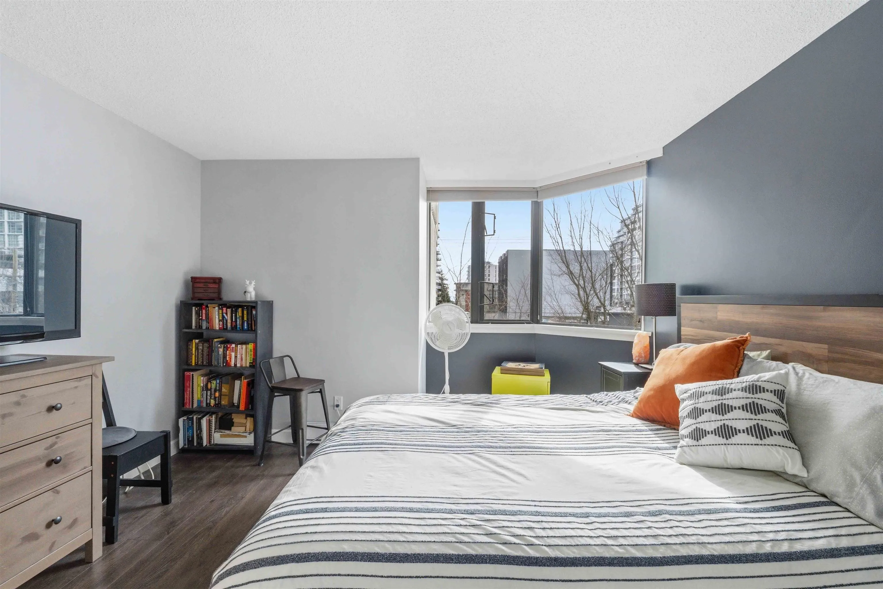 1521 George Street #305