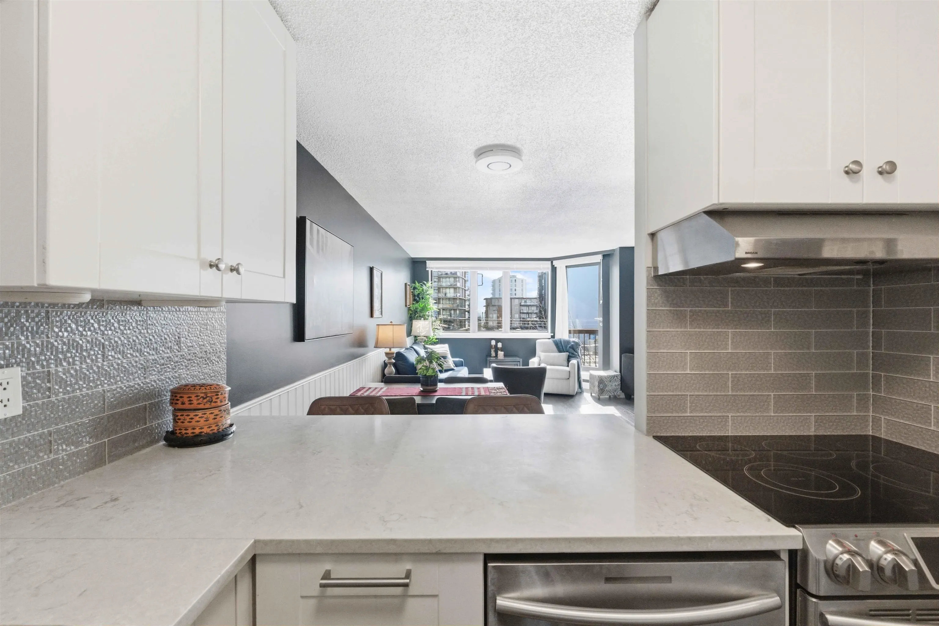 1521 George Street #305