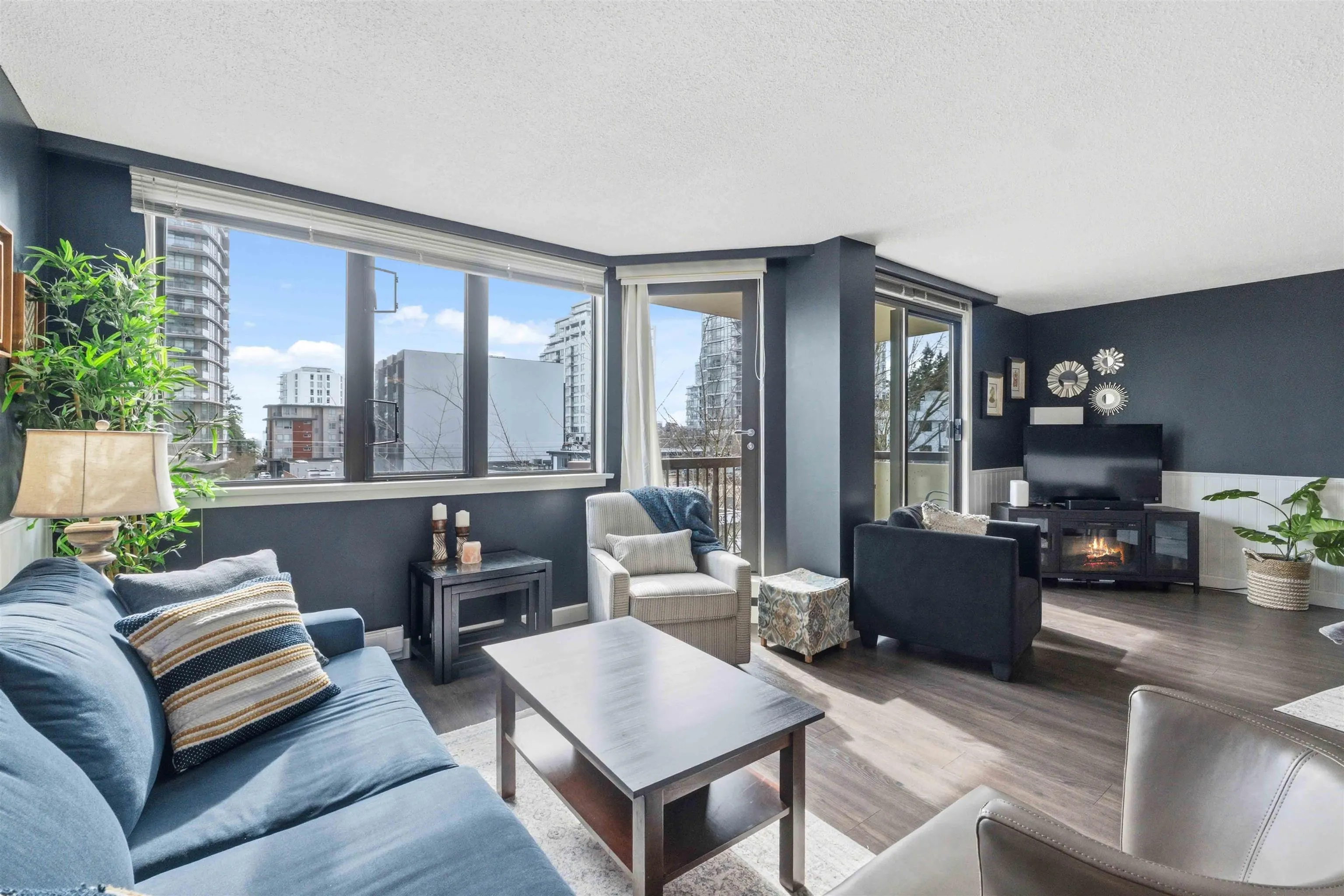 1521 George Street #305