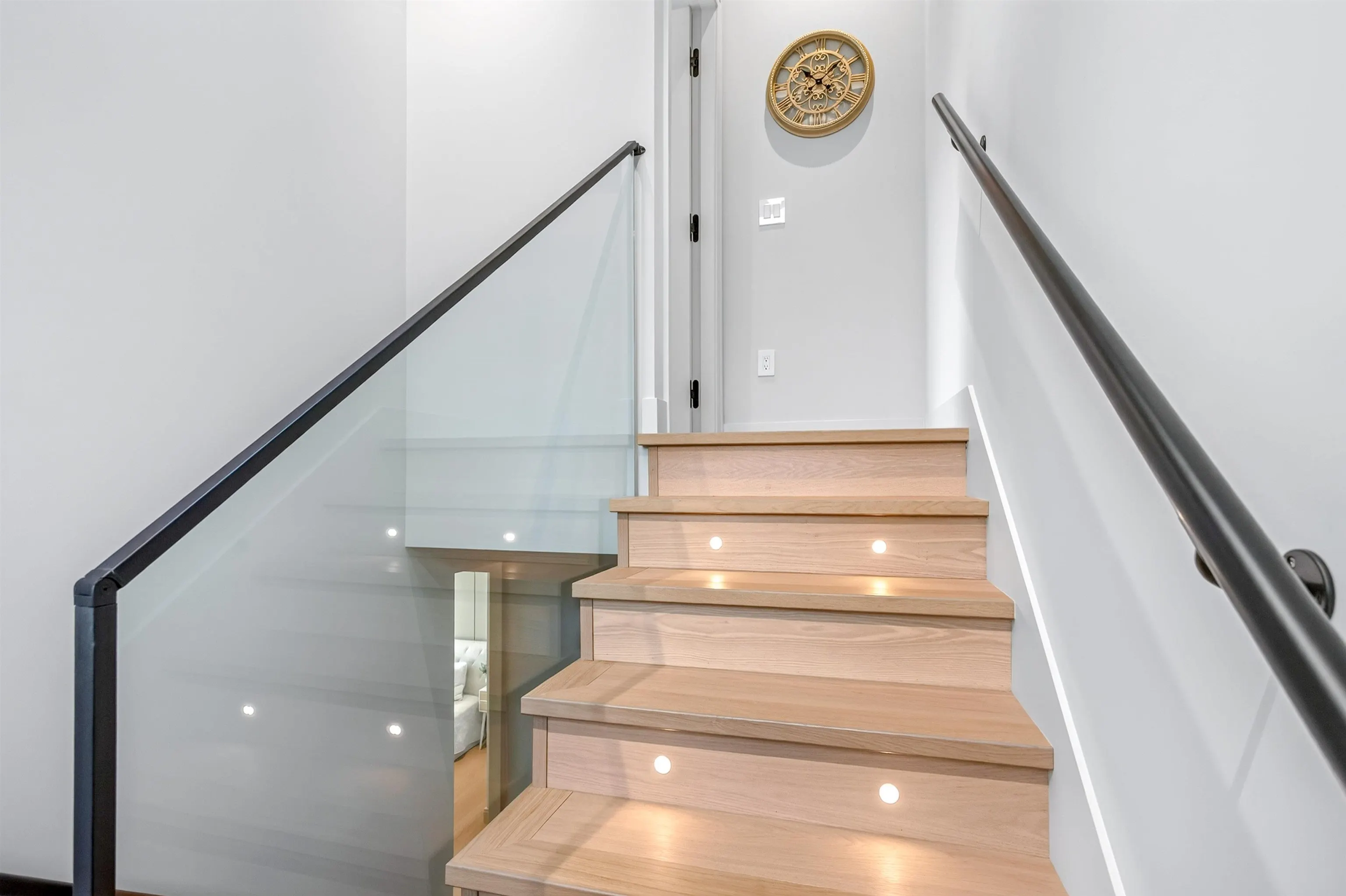 3836 W 21st Avenue #2