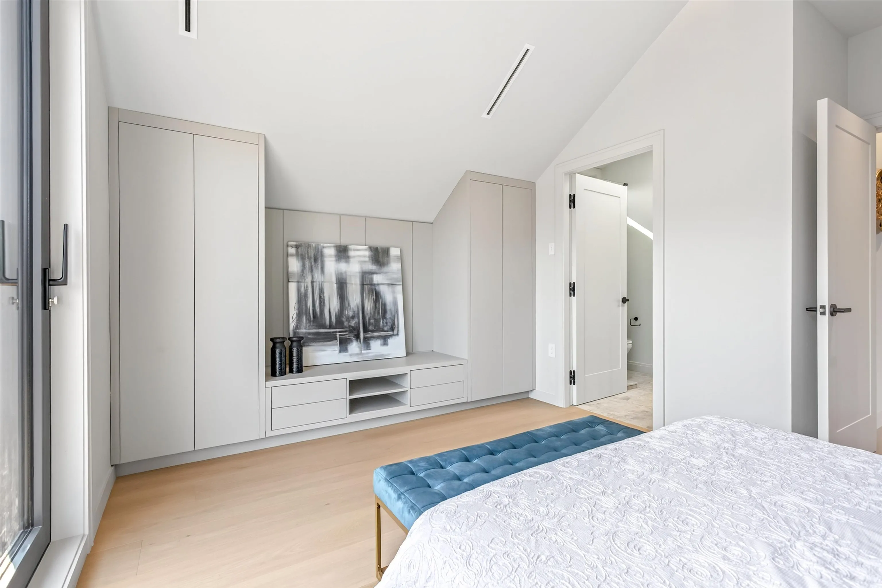 3836 W 21st Avenue #2