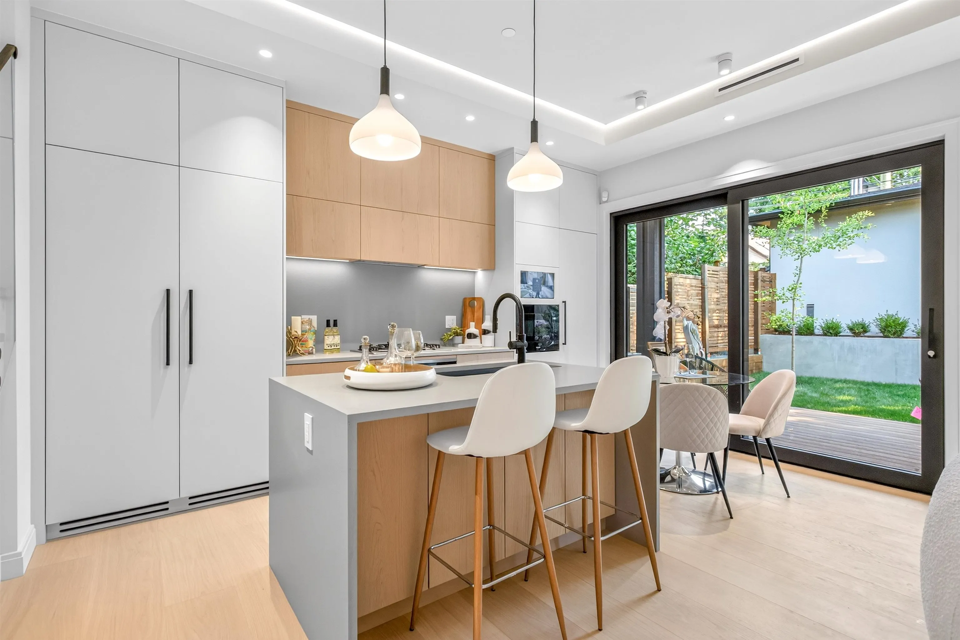 3836 W 21st Avenue #2